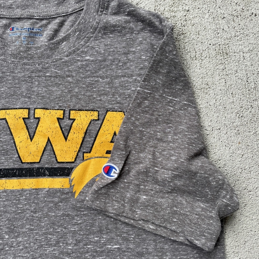 Men's Champion Iowa Hawkeyes‎ T-shirt, size Medium, Gray - Picture 4 of 5